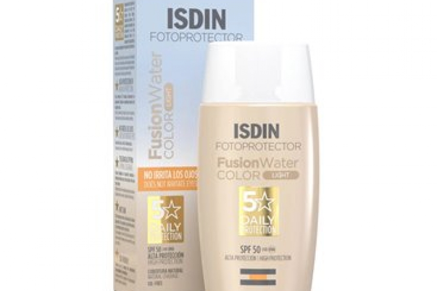 Isdin Fusion Water color Light. SPF50+